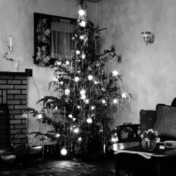 The Kringle Chronicles: An Ernest Hemingway Christmas: A Feast of Adventure and Tradition