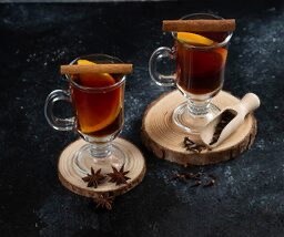 A Warm Mug, a Little History, and the Comfort of an Old-Fashioned Hot Toddy